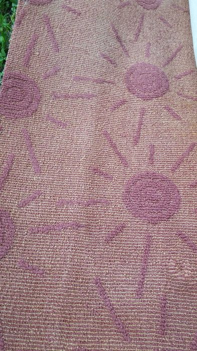 Продаю ковролан большой недорого