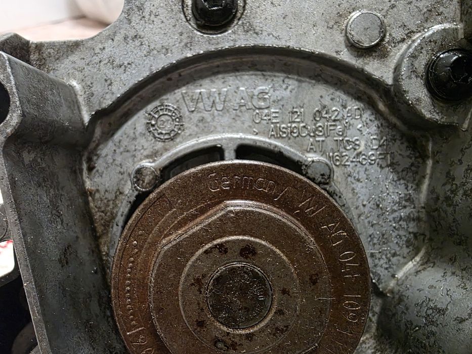 Помпа оригинал поло