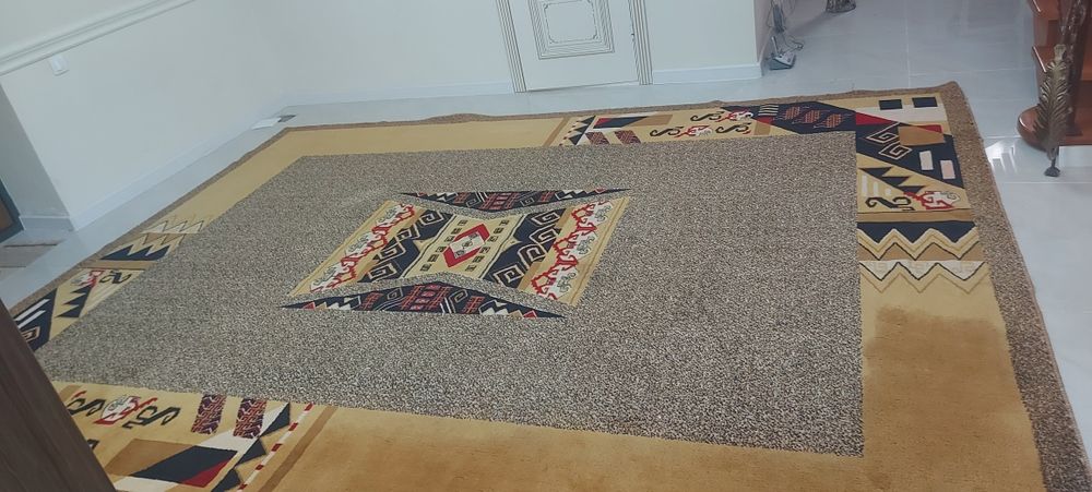 Продам ковры, тюли, занавески