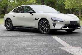 Xiaomi SU7 700 km  long pod zakaz