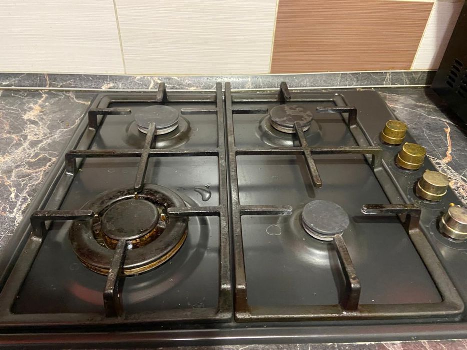 Продам газовую поверхность