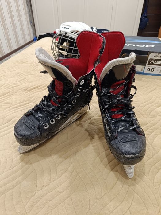 Продам Коньки BAUER