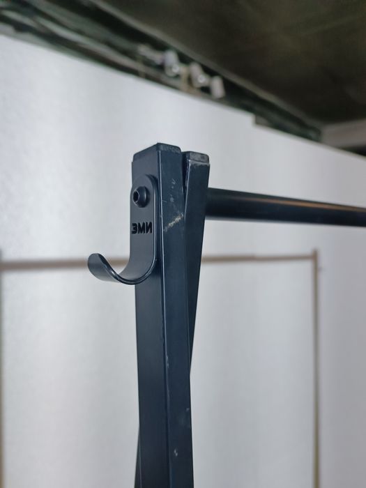 Вешалка для вещей.