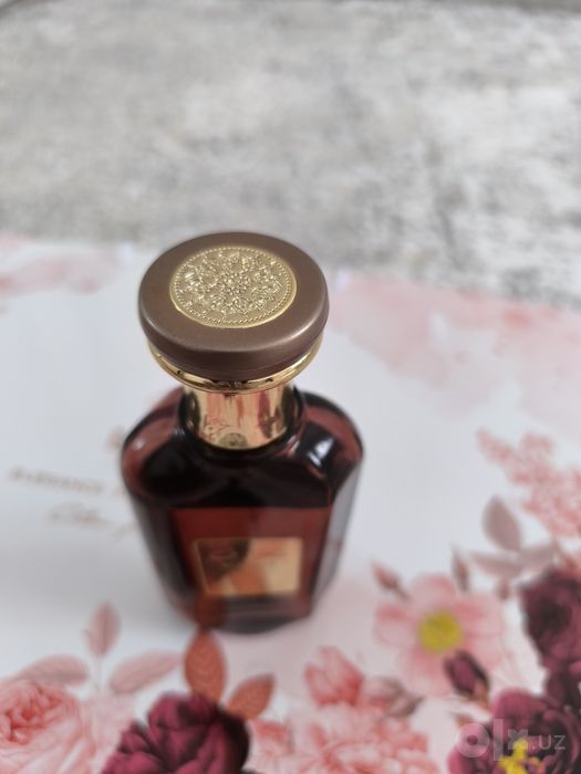 EAU  DE  PARFUM.     Духи