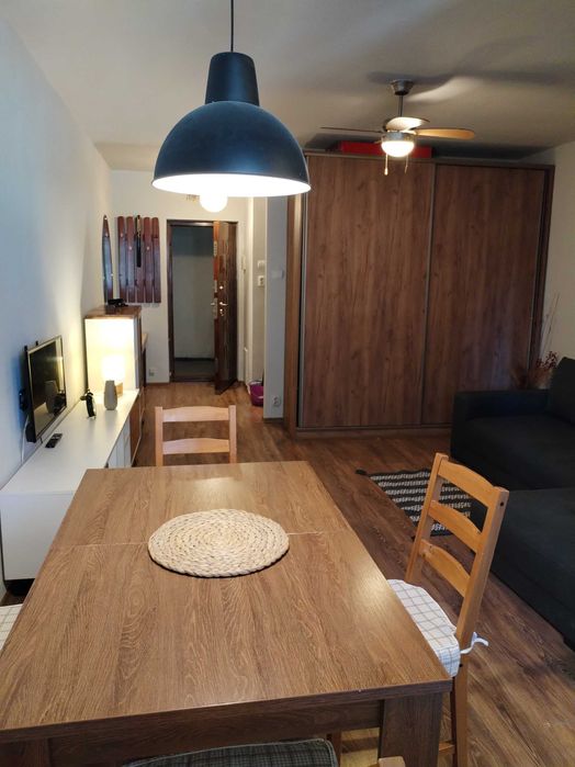 Inchiriez garsoniera Piata Iancului