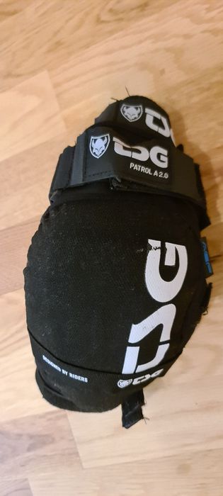 Genunchiere TSG Patrol 2.0 Medium