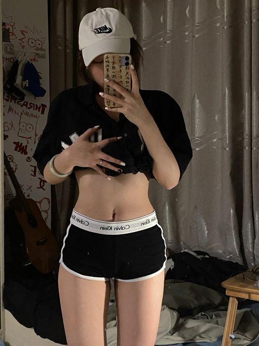 Шорты женские Calvin Klein