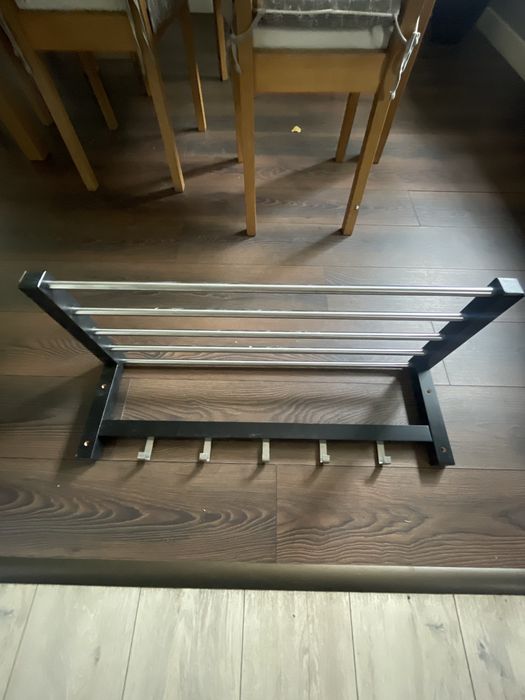 Cuier cu polita Ikea Negru