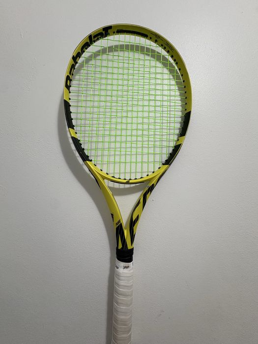 Vand racheta BABOLAT PURE AERO 300gr