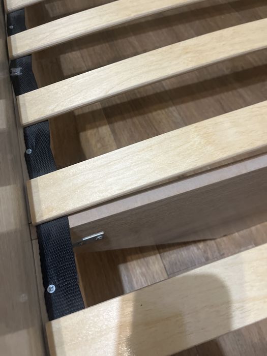 Продаётся односпальная кровать