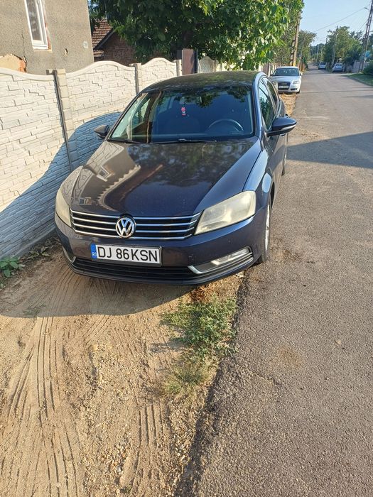 Vând vw passat b7