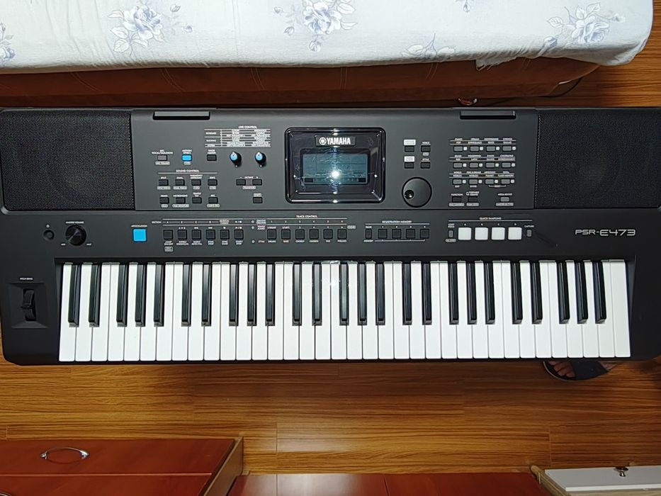 Orga Yamaha PSR - E473