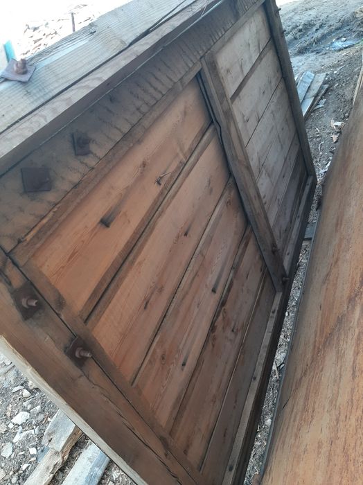 Ворота  ш.2.4 м.× в.2 м