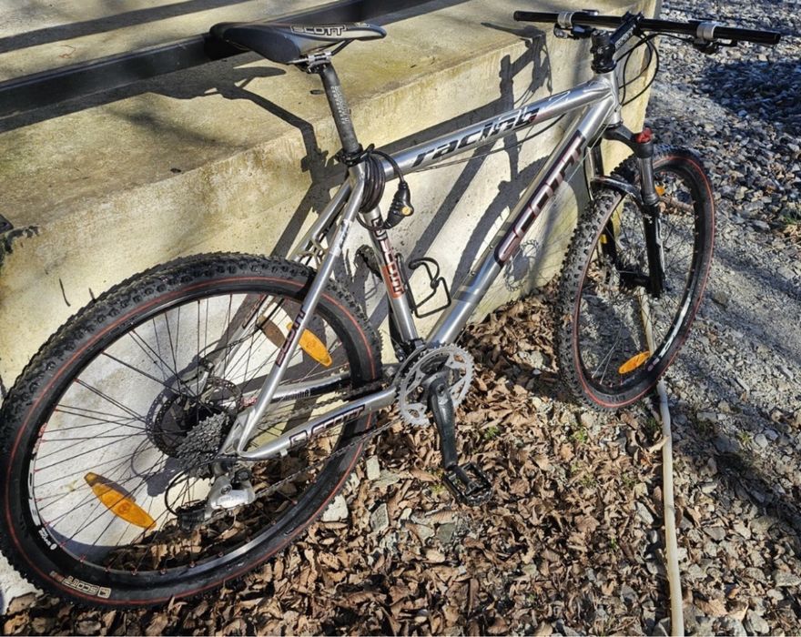Bicicletă Mountain Bike Scott Racing (26" / Shimano Deore XT / in stare foarte buna