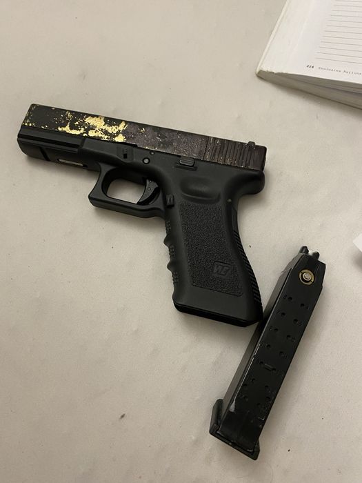 glock 17 (cu blowback)