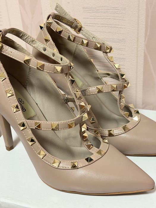 Каблук почти новые