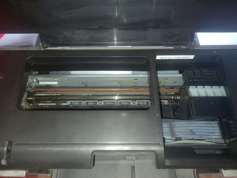 Epson l 800 yaxshi holatda