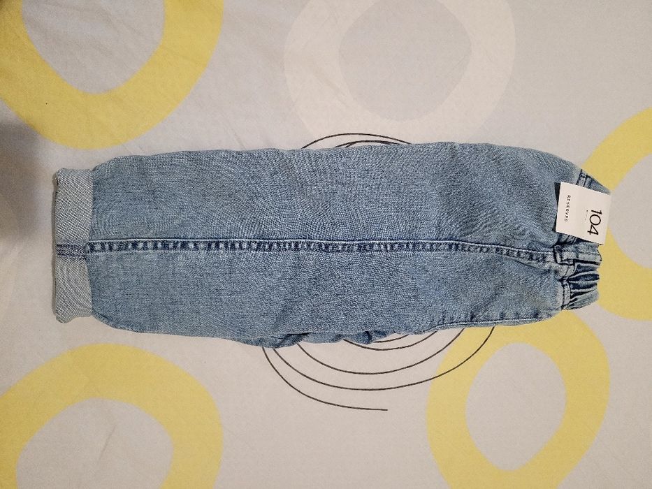 НОВИ дънки размер 104