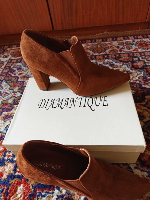 Дамски  боти  размер 40