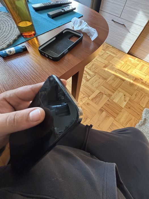 Iphone 16 pro max 99% battery Бартер