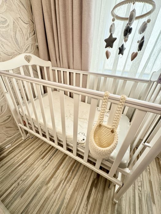 Детская кроватка