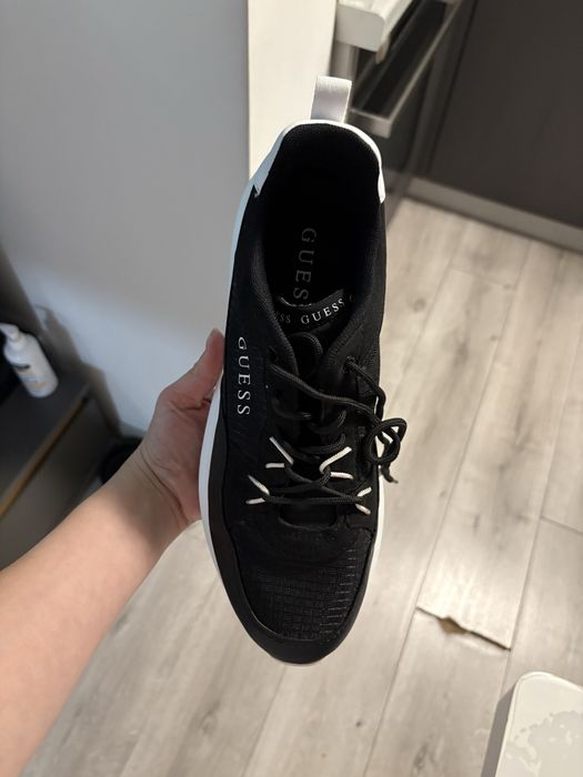 Дамски обувки Guess