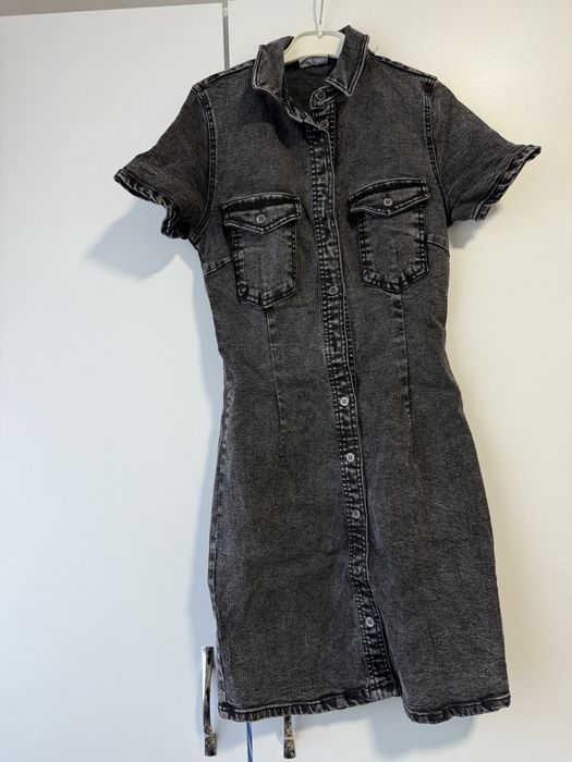 Lot haine de vara: rochii, fusta si tricou marimea 34