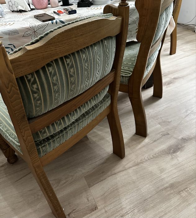 4 броя столове естествено дърво