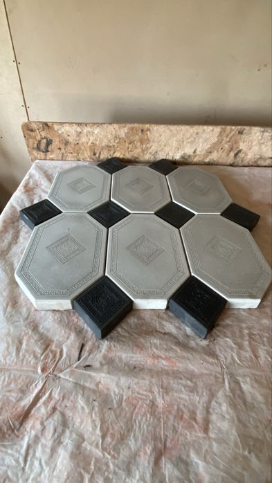 Продется брусчатка.2000,                 3200*    3800