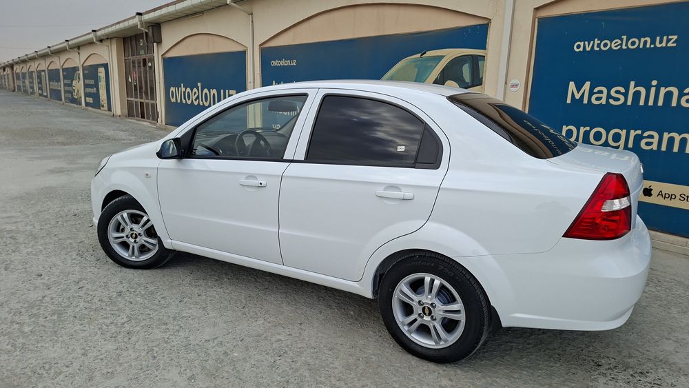 Neksya 3 aftamat 2020 yil radno‘y metan bor 134 ming yurgan oq svet 11