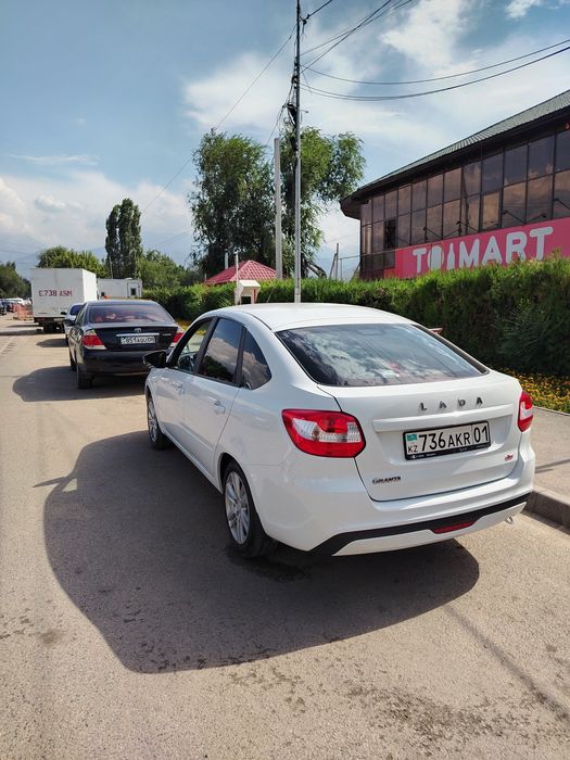 Lada Granta FL (2023)г