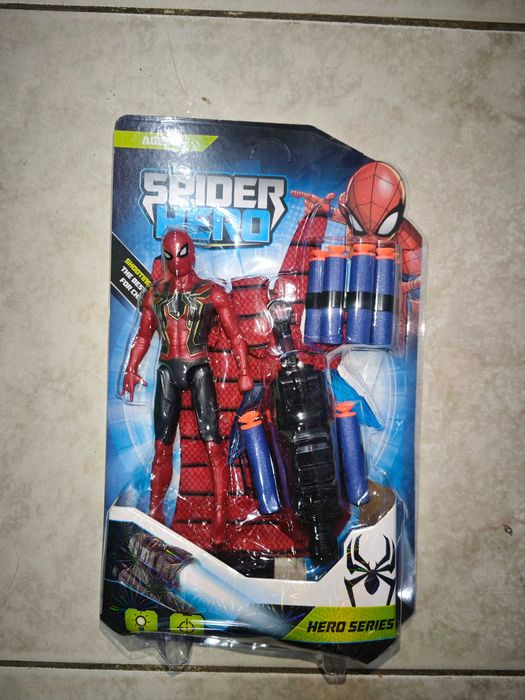 Комплект Спайдърмен ръкавица, с фигурка и изтрелвачка