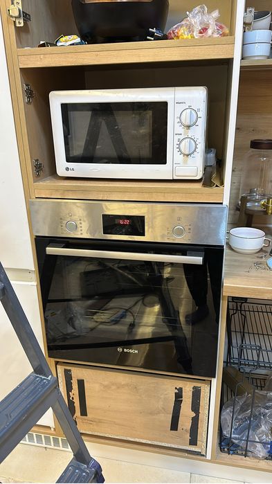 Продам микроволновую печь