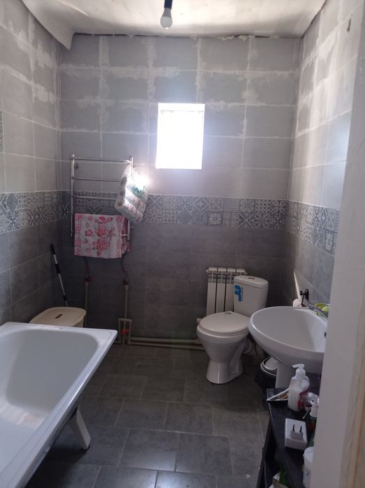 Два дома на одном участке