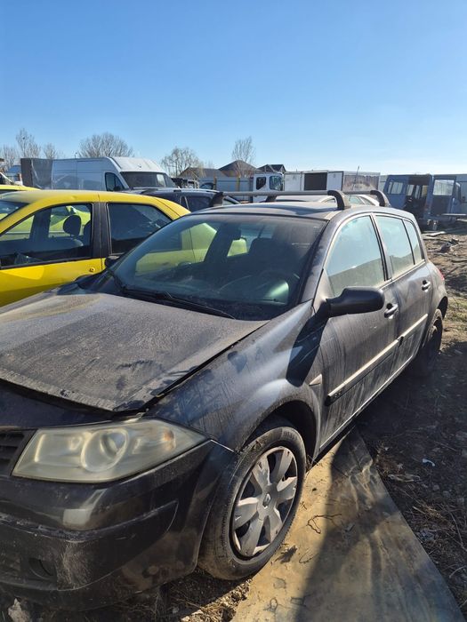 Dezmembrez  Renault megan 2 1.5E3