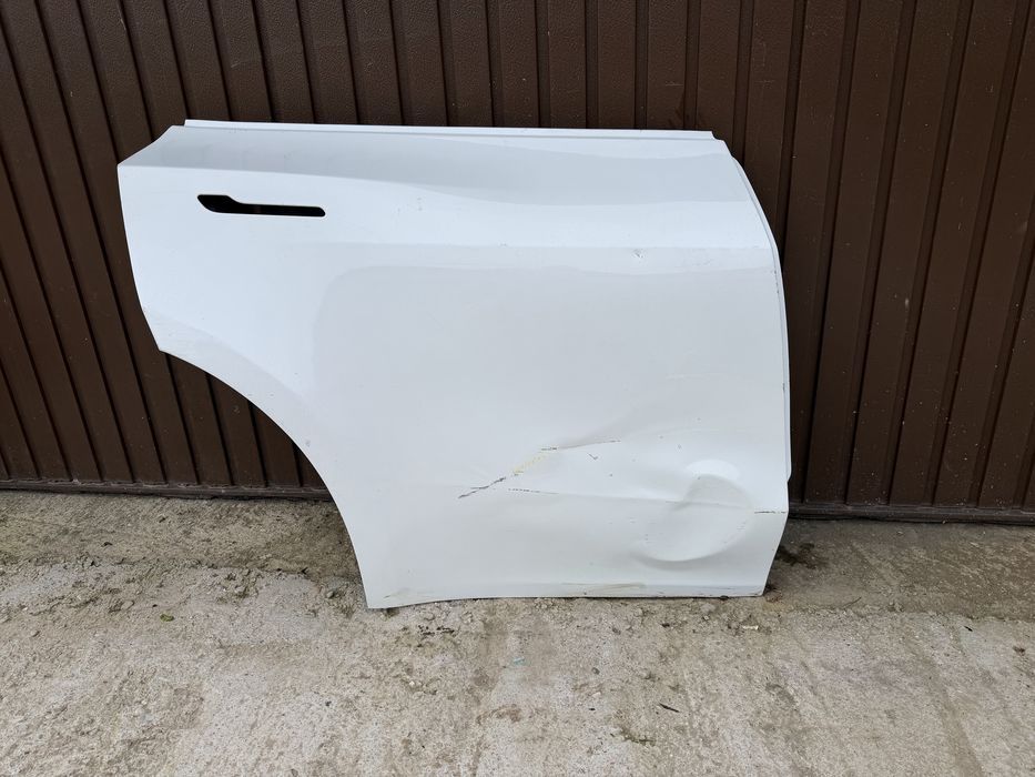 usa dreapta spate tesla model y