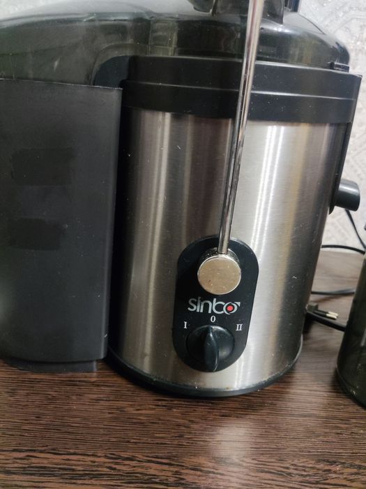 Соковыжималка Sinbo SJ 3127