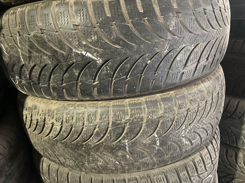 Шины 215,65 р16 4шт 25,000