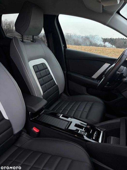 Citroën C4 Hybrid 145 ë-DSC6 MAX