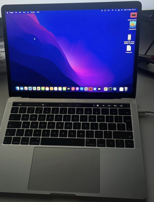 Laptop Macbook Pro Touchbar 2016 stare buna