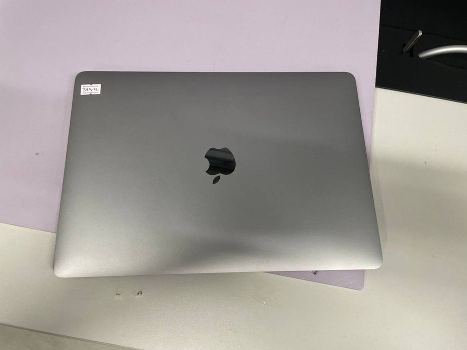 macbook air (Retina, 13- inch ,2018)  /#РУ32375