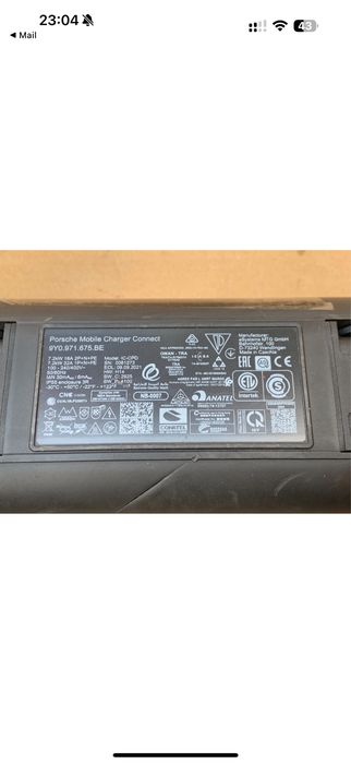 Зарядна станция за електромобил Porsche Mobile Charger Connect