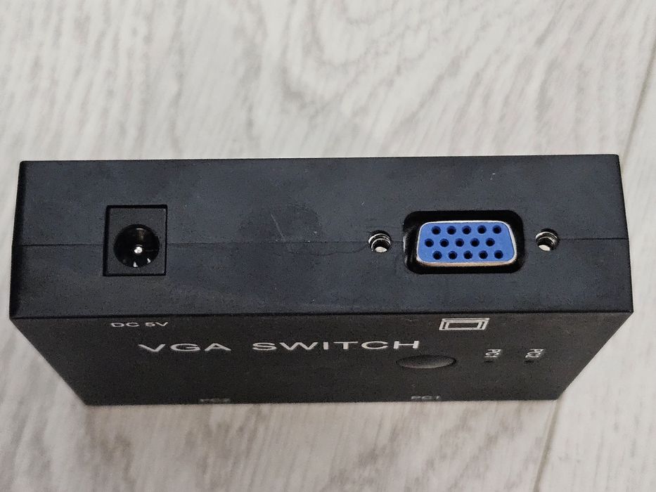 Kit switch VGA - 2 x VGA IN - OUT reversibil.