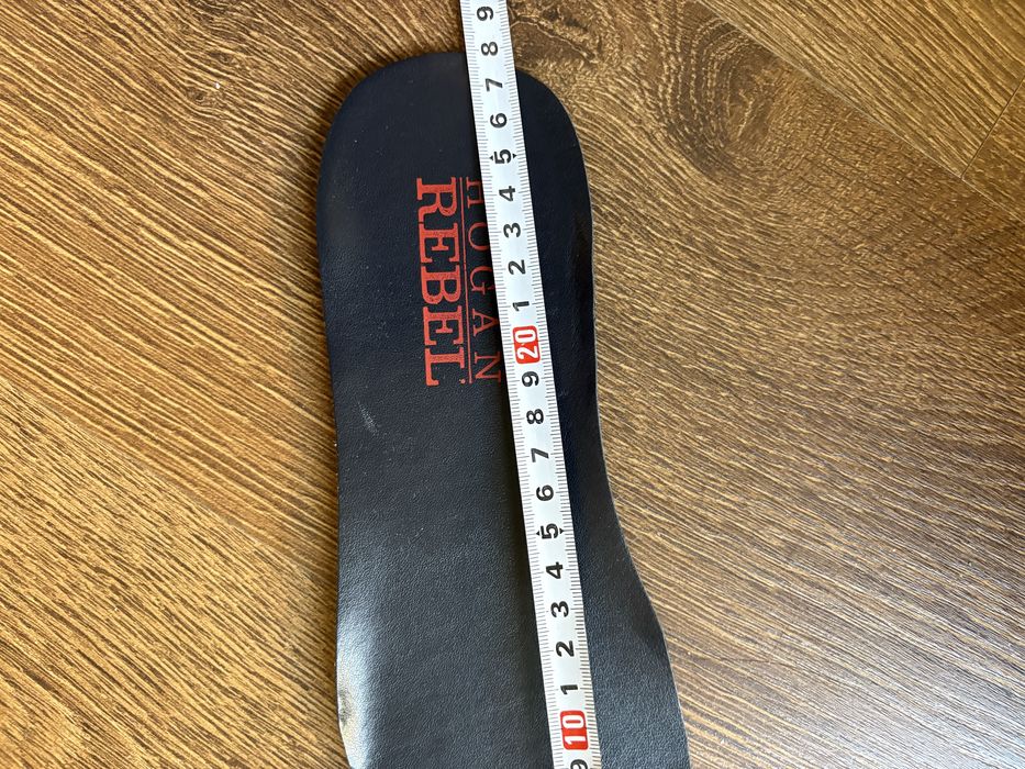 Hogan Rebel  42,5  Noi