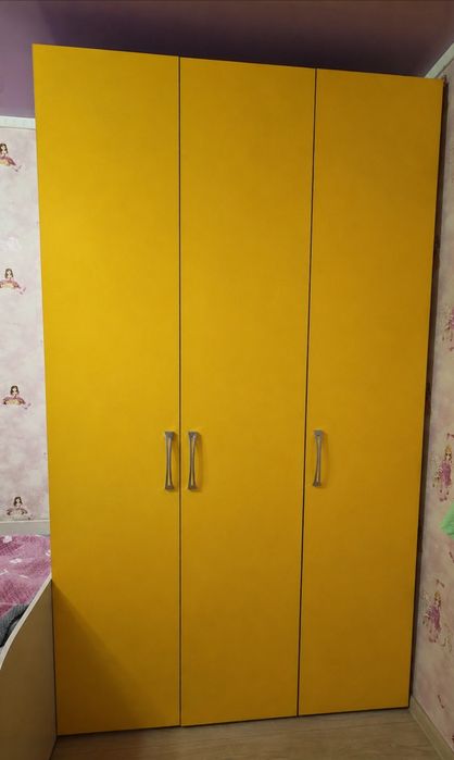 Продаются два шкафа