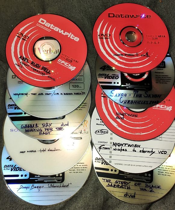 DVD-R дискове с концерти и клипове на метъл групи