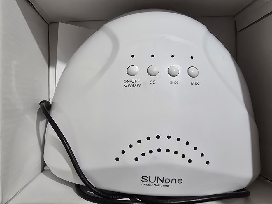 Продам лед лампу для маникюра