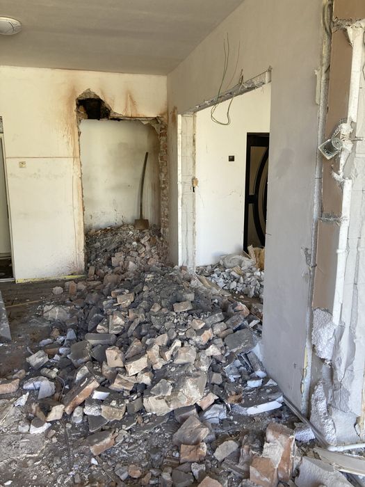 Taiere ,  spart beton , demolari