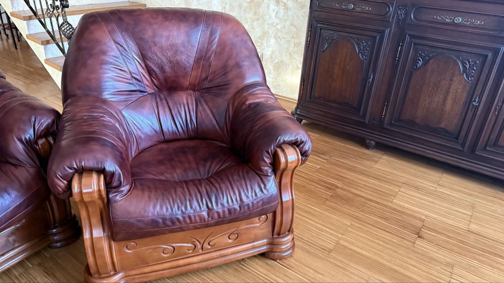 Set canapea si fotolii din piele naturala