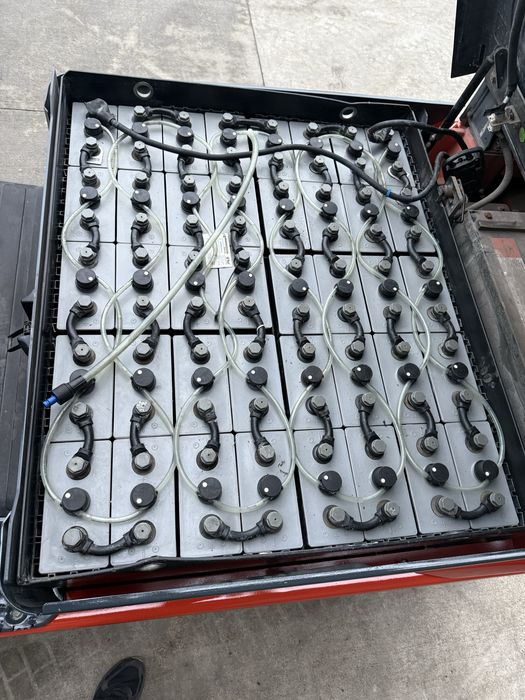 stivuitor electric,Toyota 2,5t 2016 nu Linde, still, hyster